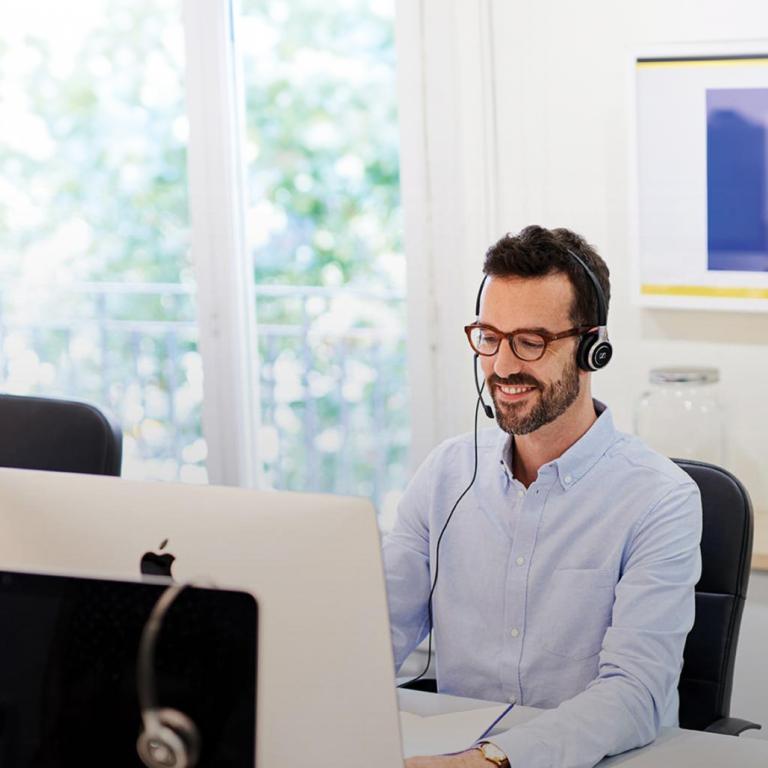 Program 3 (1800 MAD) Business & Career